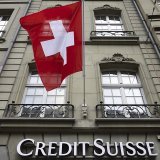 L'aide apportée par les autorités publiques dans le cadre du rachat de Credit Suisse par UBS s'avère payant. La Confédération et la Banque nationale suisse (BNS) reçoivent au total quelque 730 millions de francs. (archives)